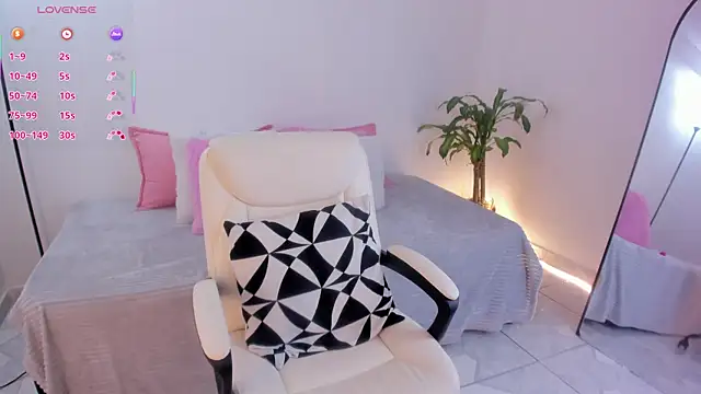  Hanna Williams  online show from March 2026 08:57:02 PM