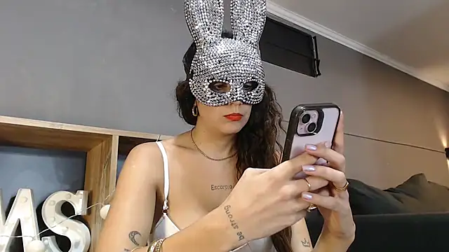 mickystrumia23 online show from April 2026 07:58:02 PM