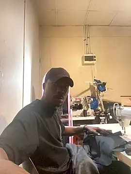 Snapshot of Ndodemnyama@xh chatting on November 2025 07:59:01 PM Ndodemnyamaxh online show from November 2025 07:59:01 PM