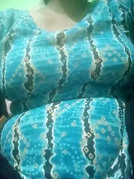 Tina 250 online show from April 2026 01:23:01 PM