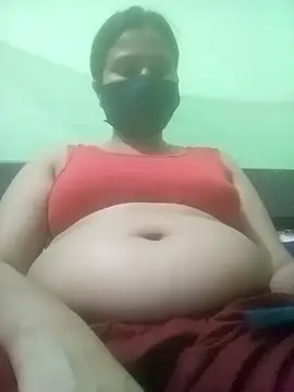 Tina 250 online show from April 2026 10:00:02 PM