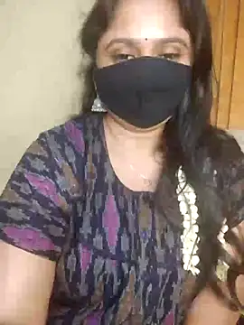 Snapshot of mouni499 chatting on June 2026 09:09:01 PM mouni499 online show from June 2026 09:09:01 PM