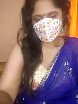 Snapshot of mouni499 chatting on June 2026 09:24:01 AM mouni499 online show from June 2026 09:24:01 AM