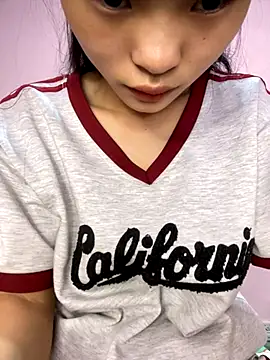 lung-linh online show from December 2025 03:00:01 AM