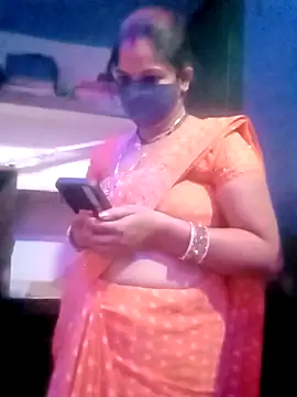 Snapshot of Hotsexy_bhabhiji chatting on November 2025 04:39:02 PM Hotsexy bhabhiji online show from November 2025 04:39:02 PM