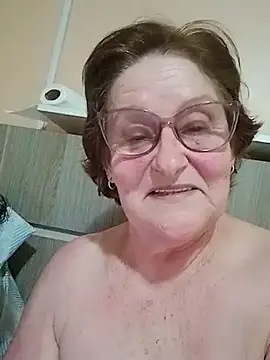 Snapshot of cremiudes chatting on November 2025 07:57:02 PM cremiudes online show from November 2025 07:57:02 PM