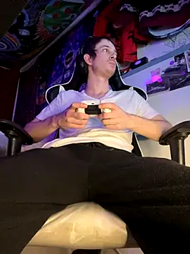 mascboyyy online show from November 2025 07:07:01 AM