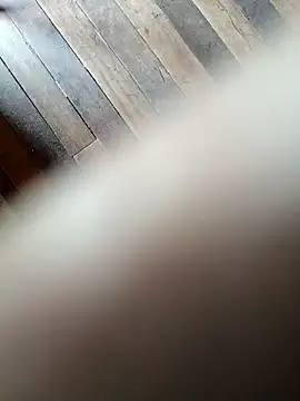 ruiviinhaah online show from February 2026 05:36:01 PM