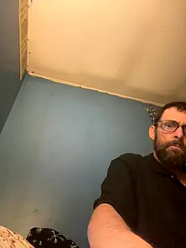 Snapshot of bigdaddyandqueenn chatting on November 2025 11:49:02 PM bigdaddyandqueenn online show from November 2025 11:49:02 PM