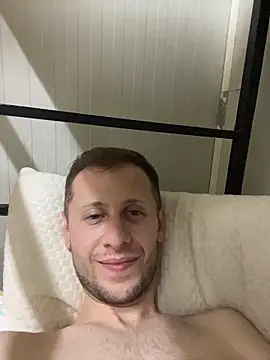 Gaypride online show from November 2025 08:40:02 PM