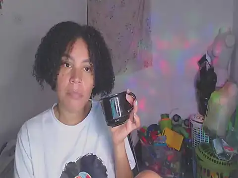 shayna cute online show from May 2026 01:57:16 AM