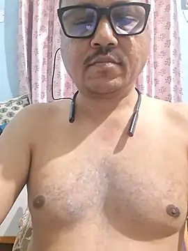 suraj696 online show from May 2026 06:04:02 PM