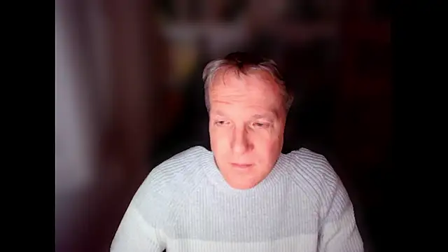 ChocolatMilka44 online show from November 2025 09:59:02 PM