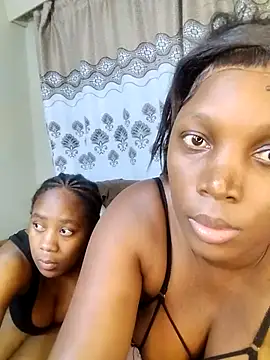 SexyLipss  online show from April 2026 07:58:01 PM