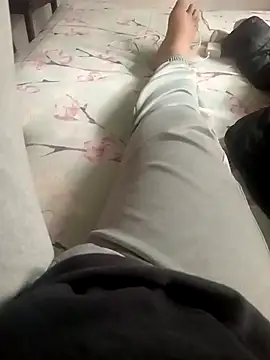 Yerackhip online show from April 2026 07:05:02 PM