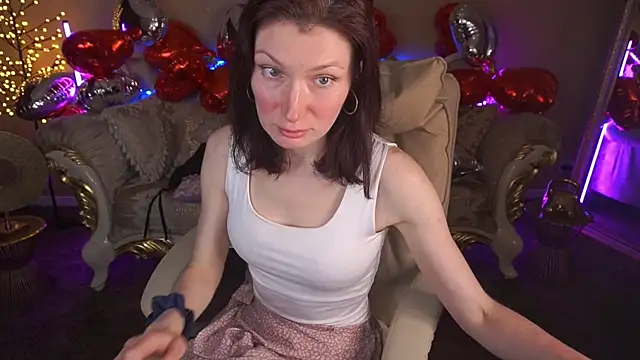 AmiraGoldd online show from February 2026 01:52:02 PM