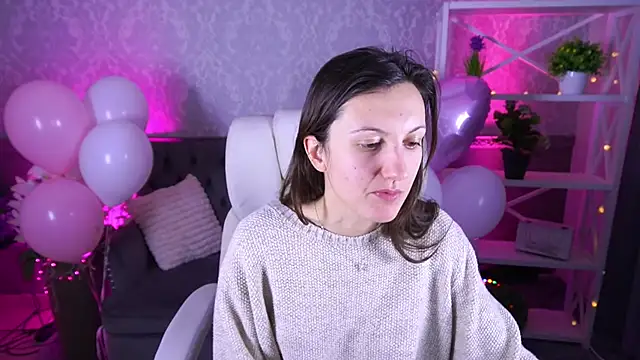 Snapshot of ZafiraMoonn chatting on February 2026 01:51:02 PM ZafiraMoonn online show from February 2026 01:51:02 PM