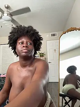 ladiosa selene online show from April 2026 08:10:02 PM