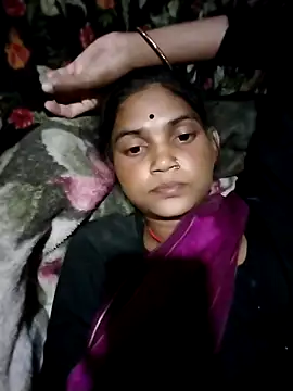 Jooli cuty online show from March 2026 01:06:01 PM