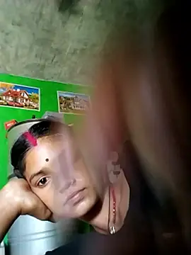 Jooli cuty online show from April 2026 04:43:02 AM