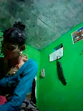 Jooli cuty online show from June 2026 04:23:01 PM