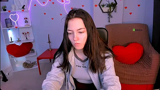 baby hotte online show from February 2026 07:04:02 AM