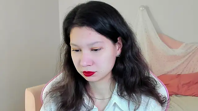 SaraDenars online show from November 2025 05:12:03 AM