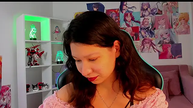 SaraDenars online show from November 2025 05:21:02 AM