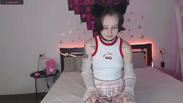 Snapshot of OliviaFlex chatting on November 2025 08:33:02 AM OliviaFlex online show from November 2025 08:33:02 AM