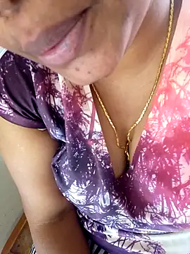 Mathi cam online show from November 2025 03:05:01 AM