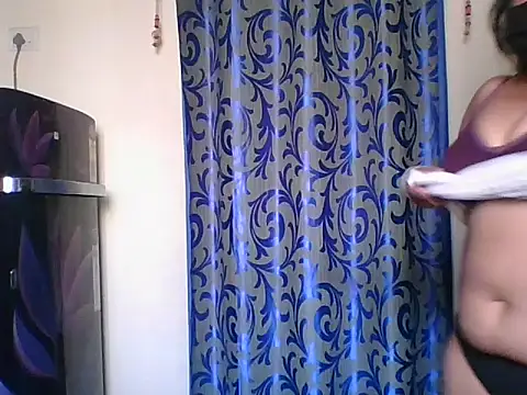 Mathi cam online show from February 2026 05:28:02 AM