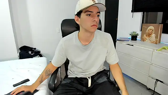  rhys jagger online show from November 2025 07:08:02 AM