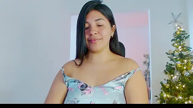 Snapshot of A_N_I_K_A__P_R_E_T_T_Y chatting on December 2025 03:07:02 PM A N I K A P R E T T Y online show from December 2025 03:07:02 PM