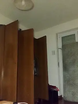 00Travsharongomez online show from April 2026 10:00:02 PM