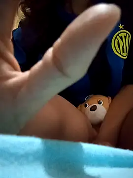 Snapshot of Morenaizzy chatting on November 2025 05:07:02 AM Morenaizzy online show from November 2025 05:07:02 AM