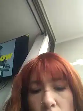 Snapshot of Xeena_ chatting on November 2025 11:44:01 AM Xeena online show from November 2025 11:44:01 AM