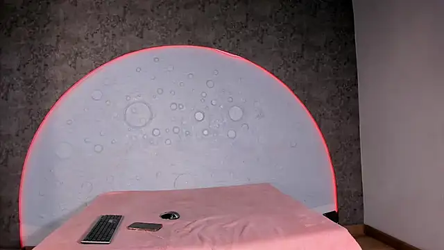 Shanelsmith online show from March 2026 10:26:01 PM