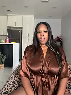 Snapshot of PrincessDreamm chatting on April 2026 07:22:02 PM PrincessDreamm online show from April 2026 07:22:02 PM