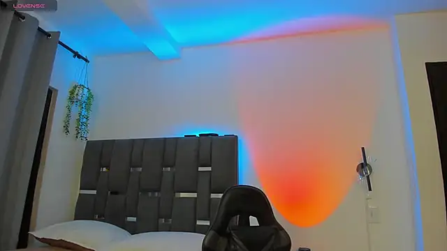 noah corvelle online show from February 2026 04:16:01 AM