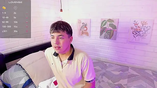 Sweet Dust online show from November 2025 12:39:02 PM