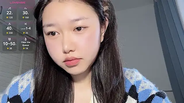 Xiaoji61 online show from November 2025 06:34:02 AM