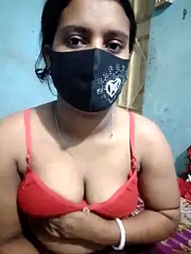 Hot8g online show from November 2025 05:19:02 AM