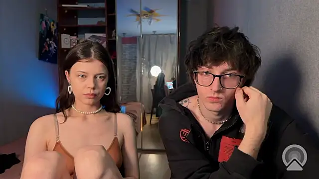 Snapshot of t_files_x chatting on February 2026 04:43:01 PM t files x online show from February 2026 04:43:01 PM