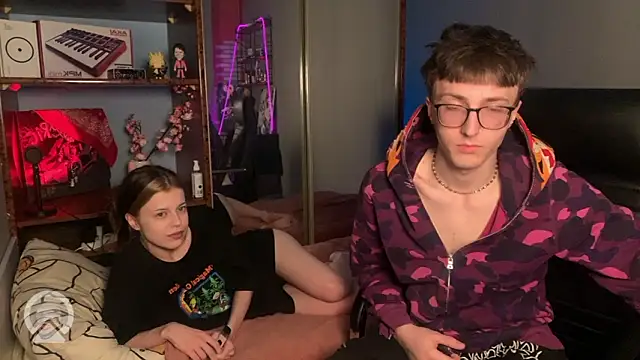 Snapshot of t_files_x chatting on March 2026 06:25:01 PM t files x online show from March 2026 06:25:01 PM