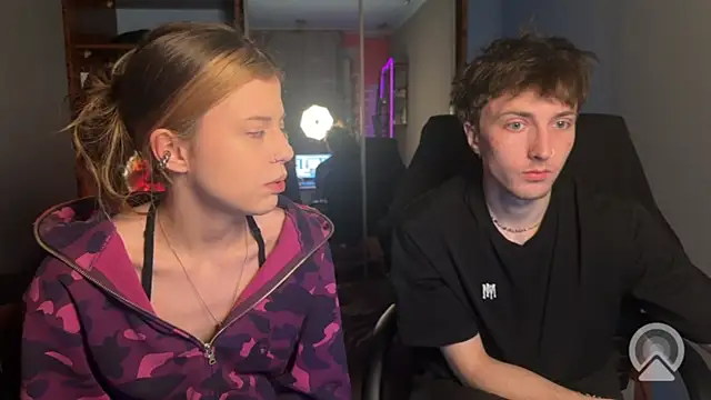 Snapshot of t_files_x chatting on April 2026 02:54:01 AM t files x online show from April 2026 02:54:01 AM