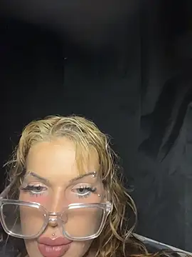 zowi101 online show from March 2026 04:51:01 AM