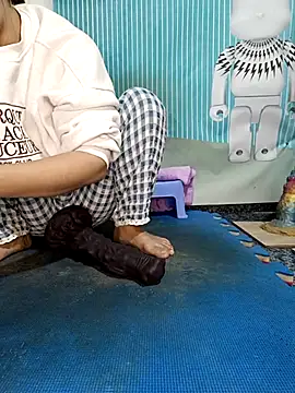 Snapshot of Beolalla chatting on November 2025 05:50:01 AM Beolalla online show from November 2025 05:50:01 AM