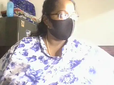 hootypriya online show from July 2026 02:15:02 PM