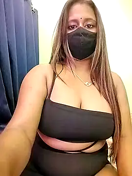 LoveLy-Soneya online show from March 2026 10:27:02 PM