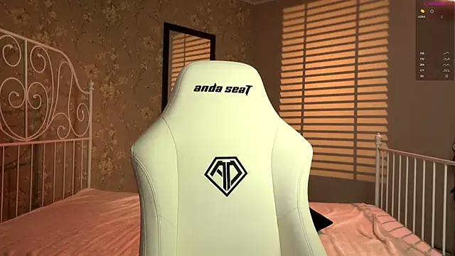 Snapshot of MilkLina chatting on November 2025 01:03:01 PM MilkLina online show from November 2025 01:03:01 PM